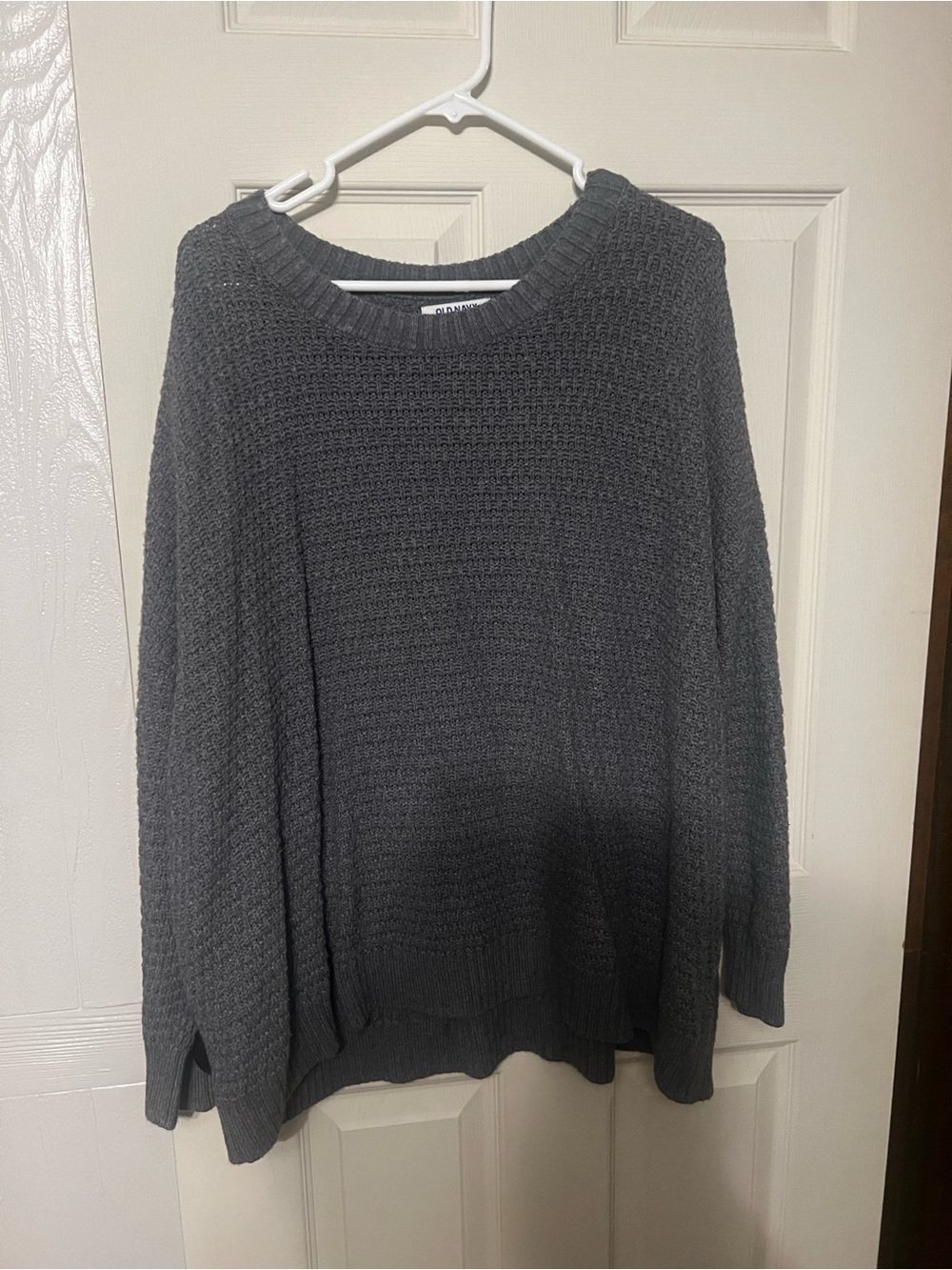 Old Navy Women's Dark Gray Waffle Knit Crew Sweater